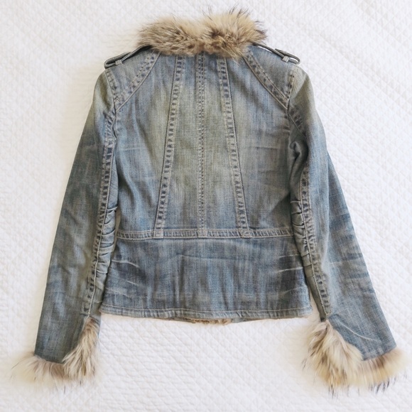 Gizia Denim Coat w/ real fur - Picture 8 of 15